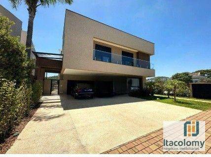 Casa de Condomínio à venda com 4 quartos, 371m² - Foto 4