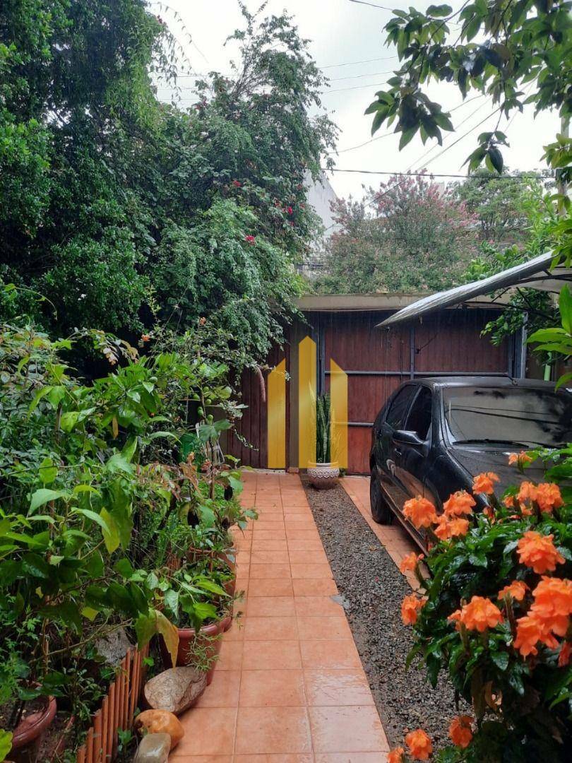 Sobrado à venda com 3 quartos, 140m² - Foto 2