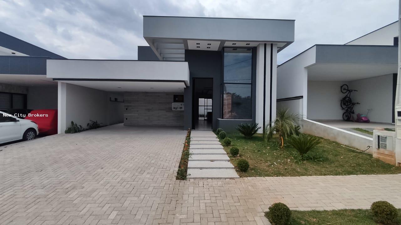 Casa de Condomínio à venda com 3 quartos, 300m² - Foto 1