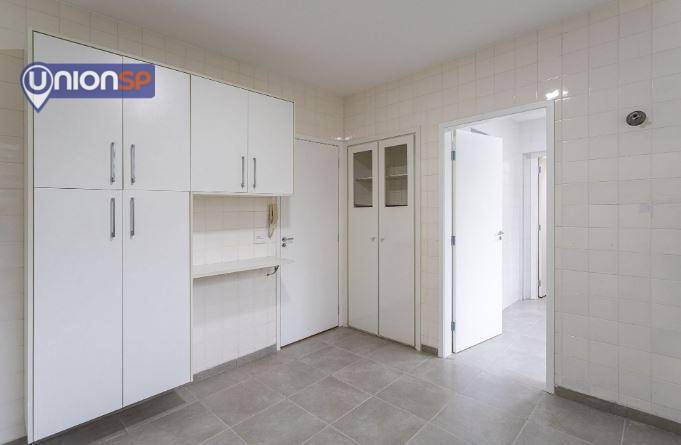 Apartamento à venda com 3 quartos, 134m² - Foto 14