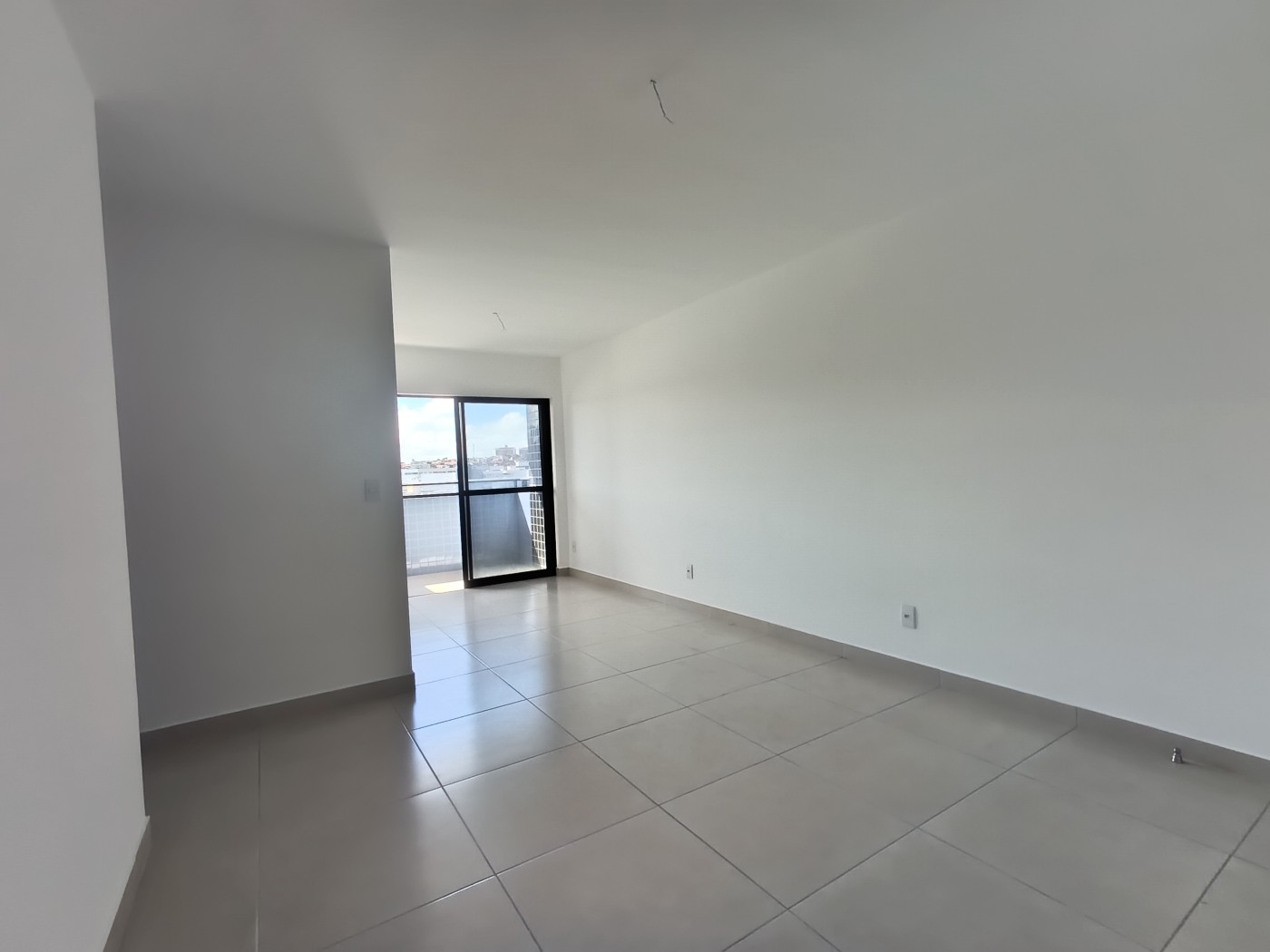 Apartamento à venda com 2 quartos, 63m² - Foto 4