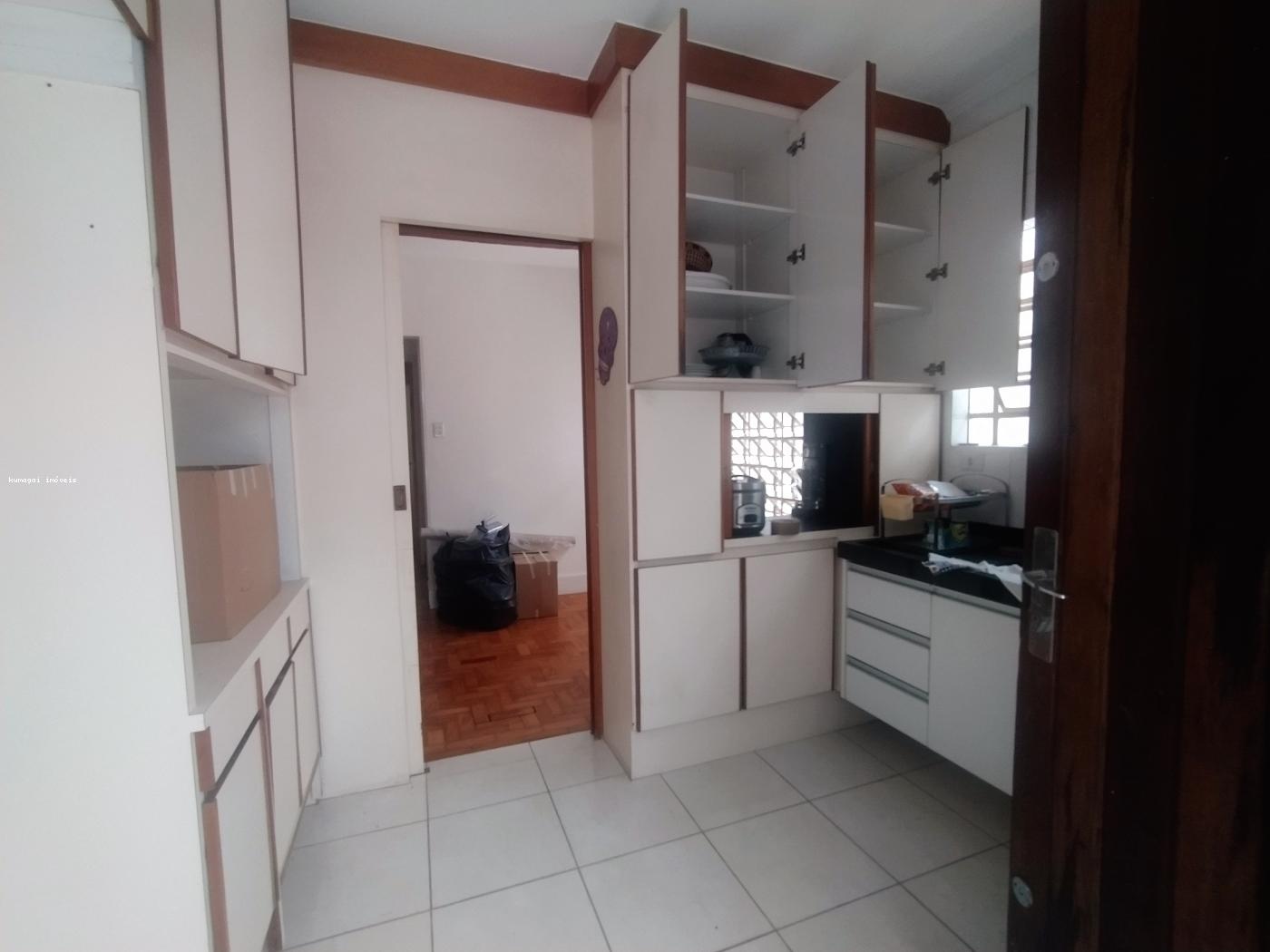 Prédio Inteiro para alugar com 3 quartos, 270m² - Foto 11