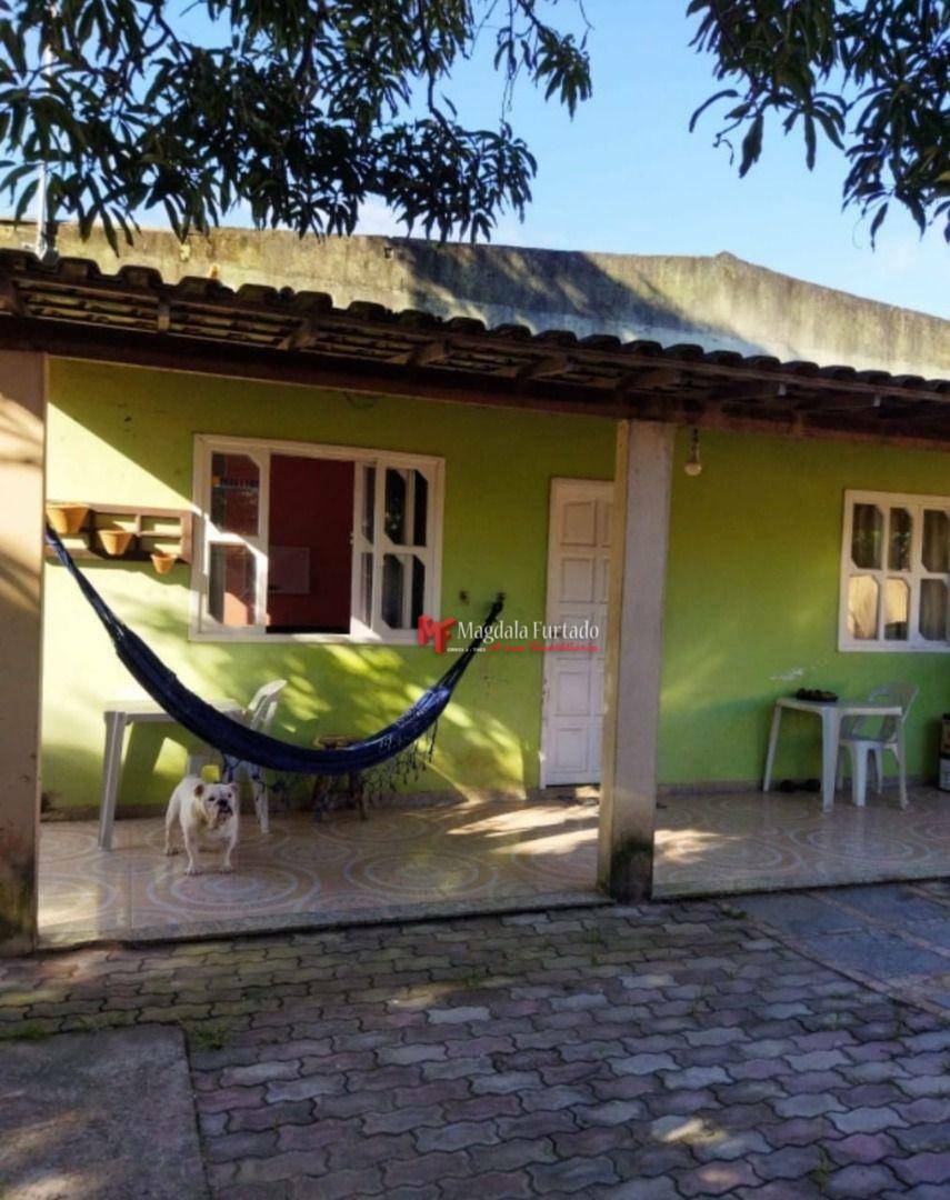 Casa à venda com 2 quartos, 110m² - Foto 1