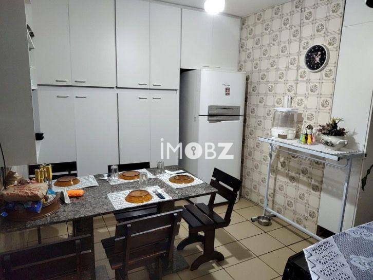 Apartamento à venda com 2 quartos, 110m² - Foto 15