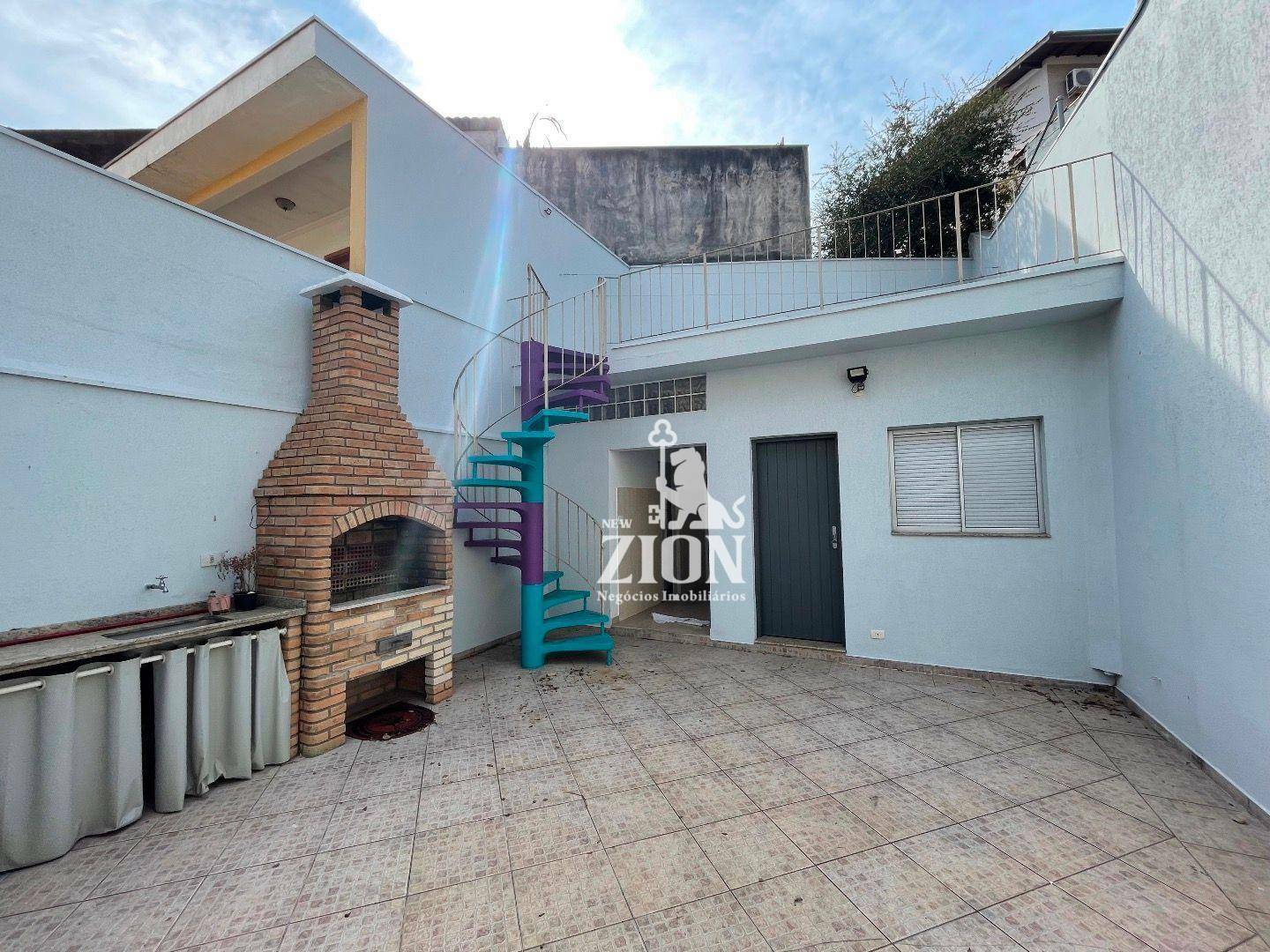 Casa à venda com 3 quartos, 181m² - Foto 2