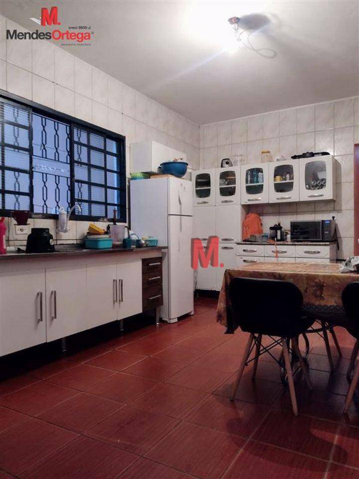 Casa à venda com 5 quartos, 197m² - Foto 6