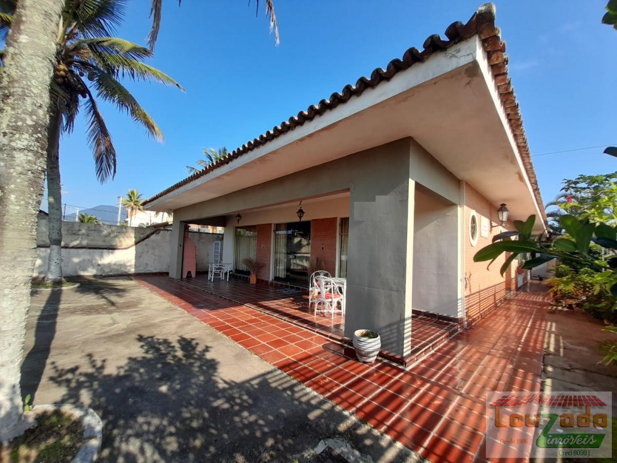 Casa à venda com 3 quartos, 655m² - Foto 1