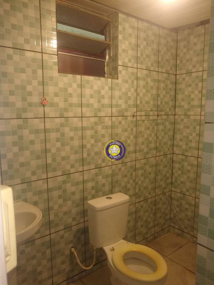 Casa para alugar com 2 quartos, 200M2 - Foto 3