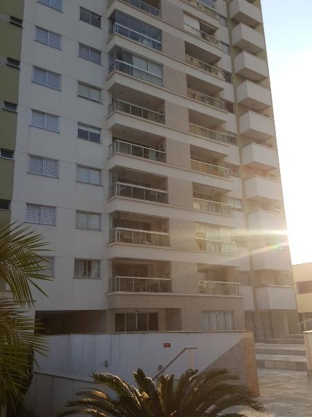 Apartamento à venda com 3 quartos, 96m² - Foto 15