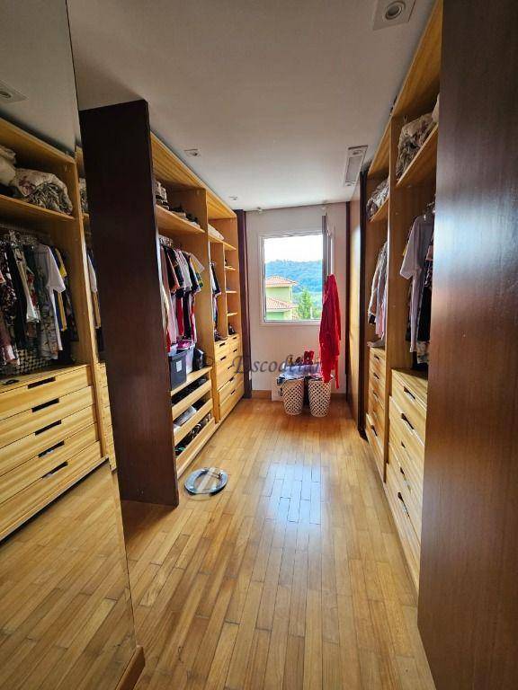 Casa de Condomínio à venda com 4 quartos, 300m² - Foto 27