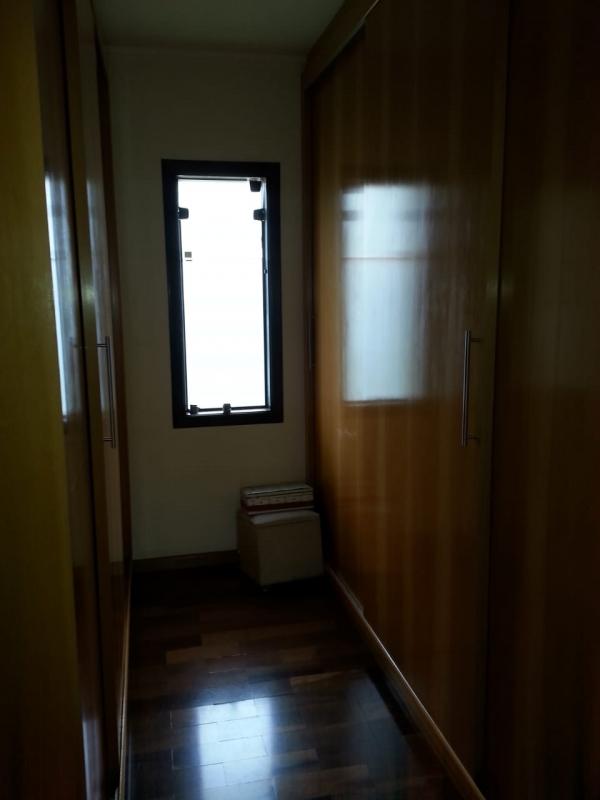 Casa à venda com 3 quartos, 216m² - Foto 11