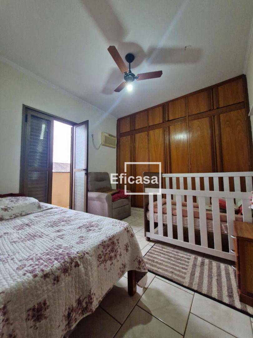 Apartamento à venda com 3 quartos, 100m² - Foto 1