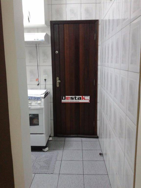 Sobrado à venda com 2 quartos, 70m² - Foto 15