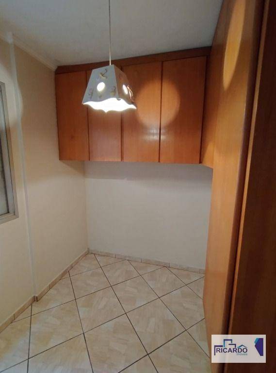 Apartamento à venda com 3 quartos, 70m² - Foto 14