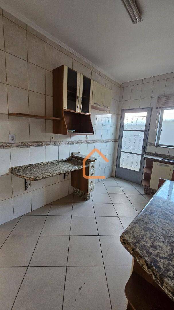 Casa à venda com 3 quartos, 119m² - Foto 5