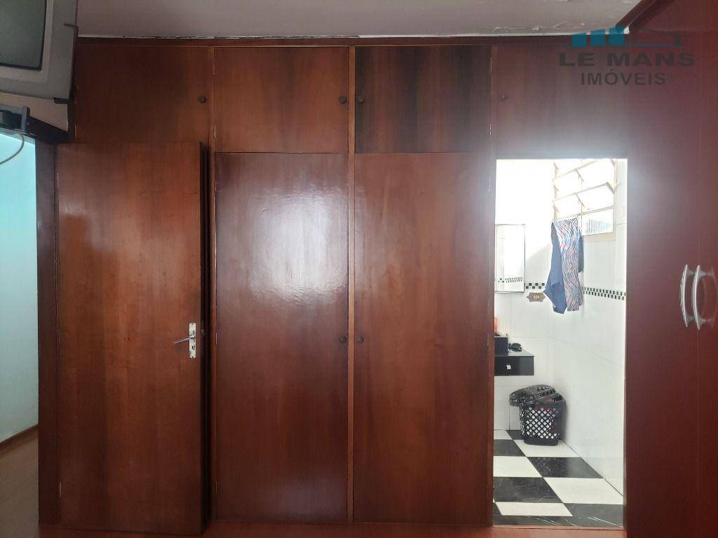 Casa à venda com 3 quartos, 183m² - Foto 13