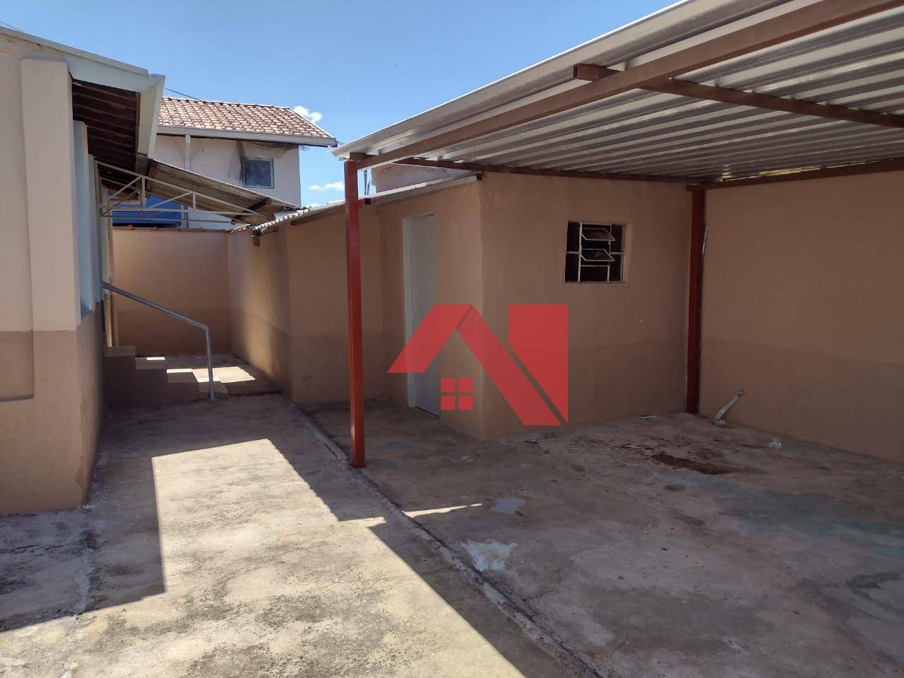 Casa para alugar com 2 quartos, 100m² - Foto 20