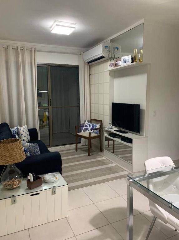 Apartamento à venda com 2 quartos, 66m² - Foto 1