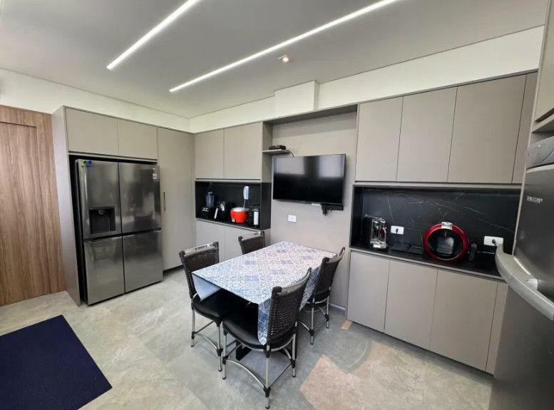 Apartamento à venda com 3 quartos, 300m² - Foto 10