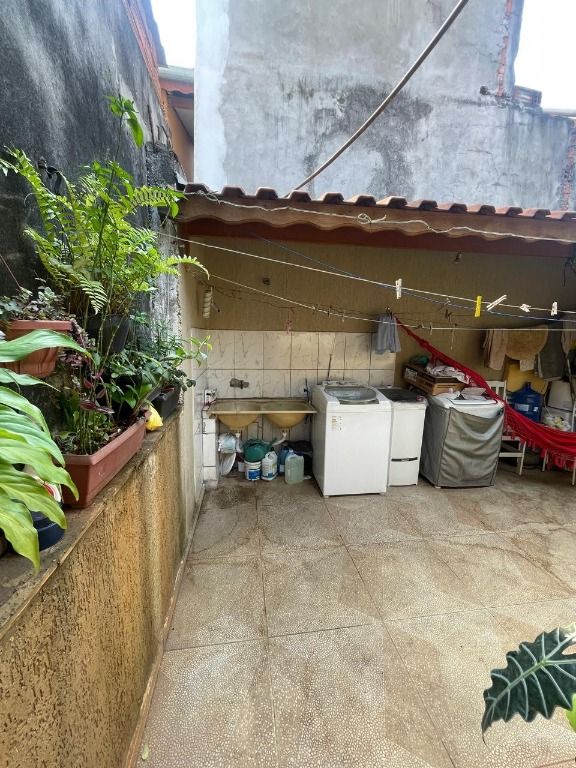 Casa à venda com 2 quartos, 100m² - Foto 20