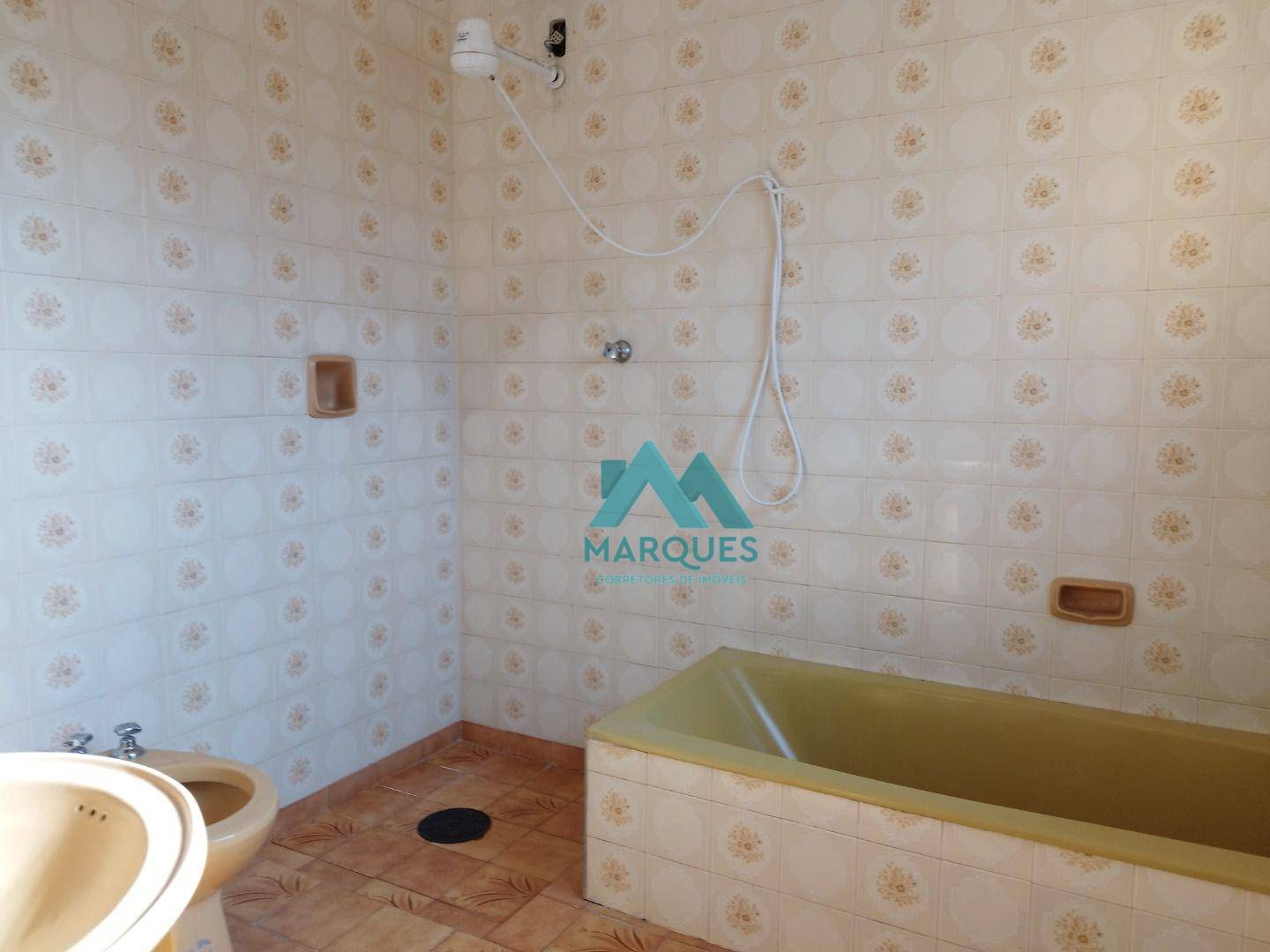 Casa à venda com 3 quartos, 215m² - Foto 14