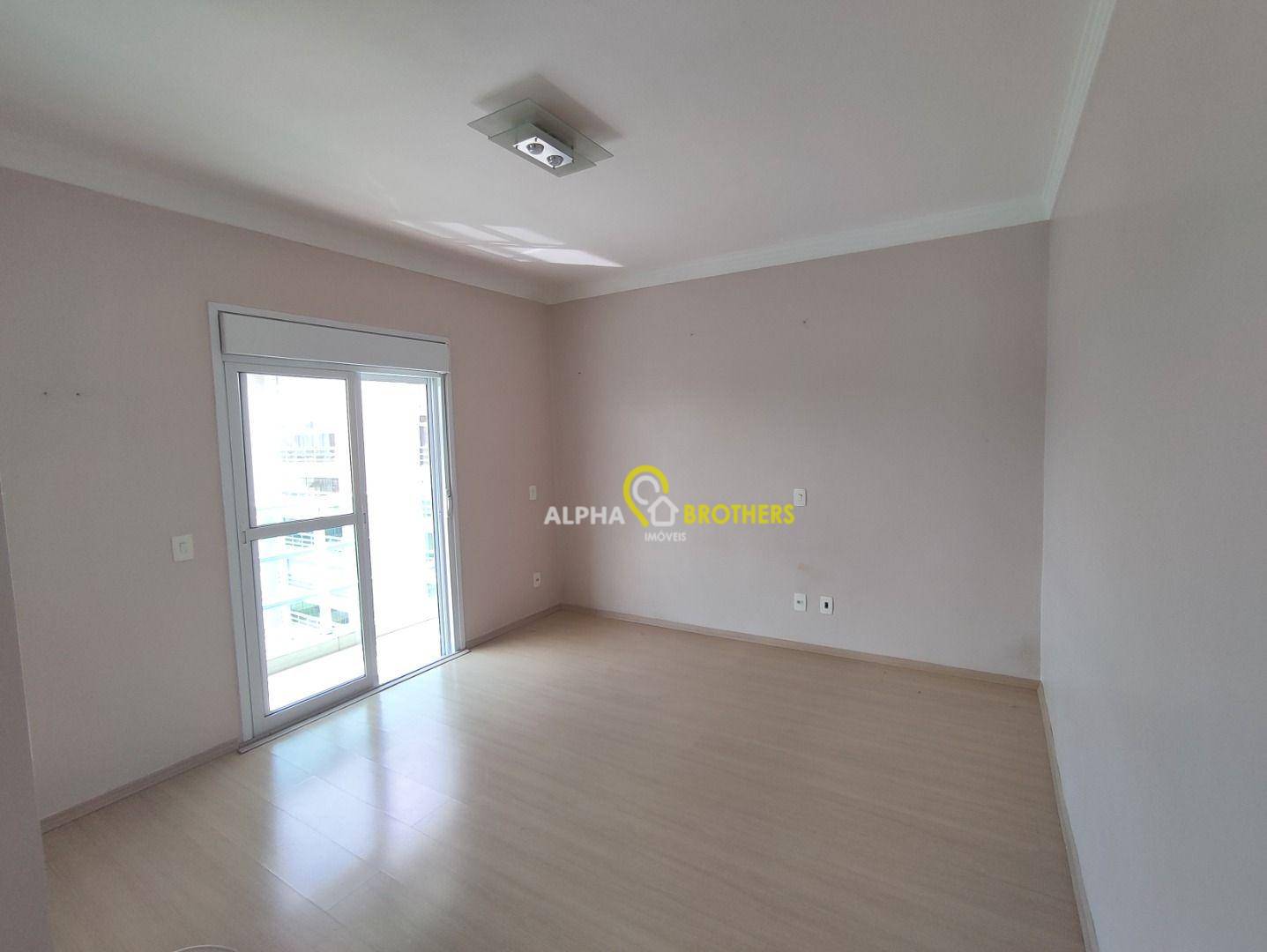 Apartamento à venda com 4 quartos, 202m² - Foto 17