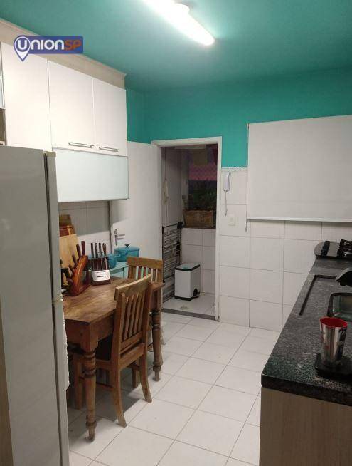 Apartamento à venda com 2 quartos, 70m² - Foto 6