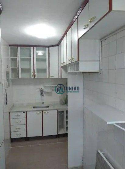 Apartamento à venda com 2 quartos, 68m² - Foto 6