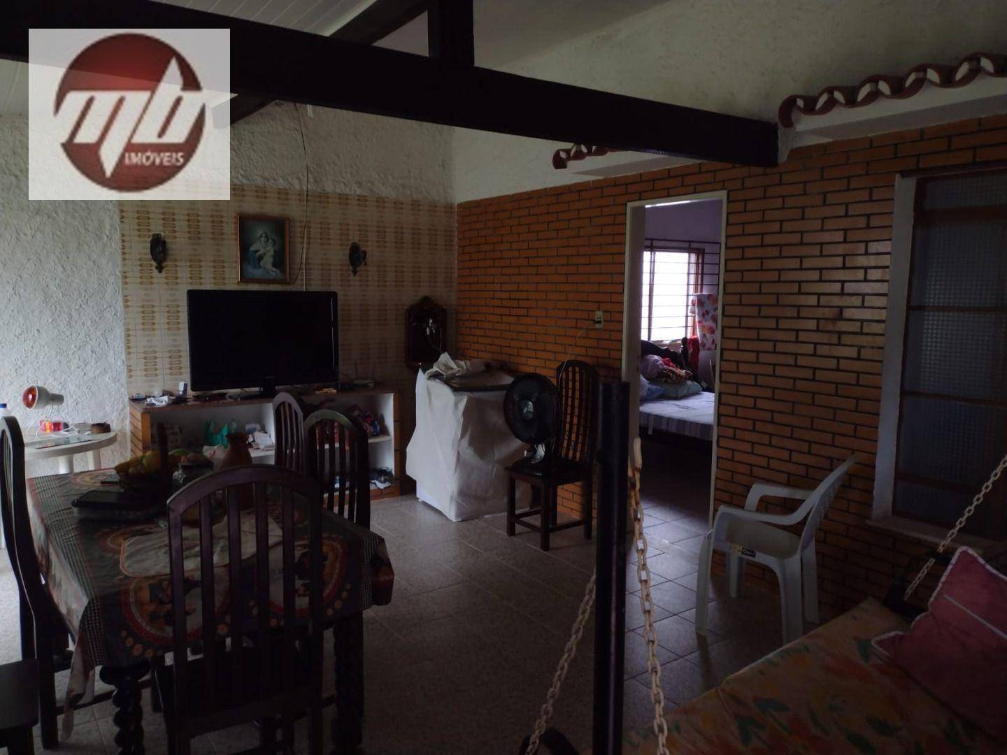 Casa à venda com 3 quartos, 200m² - Foto 14