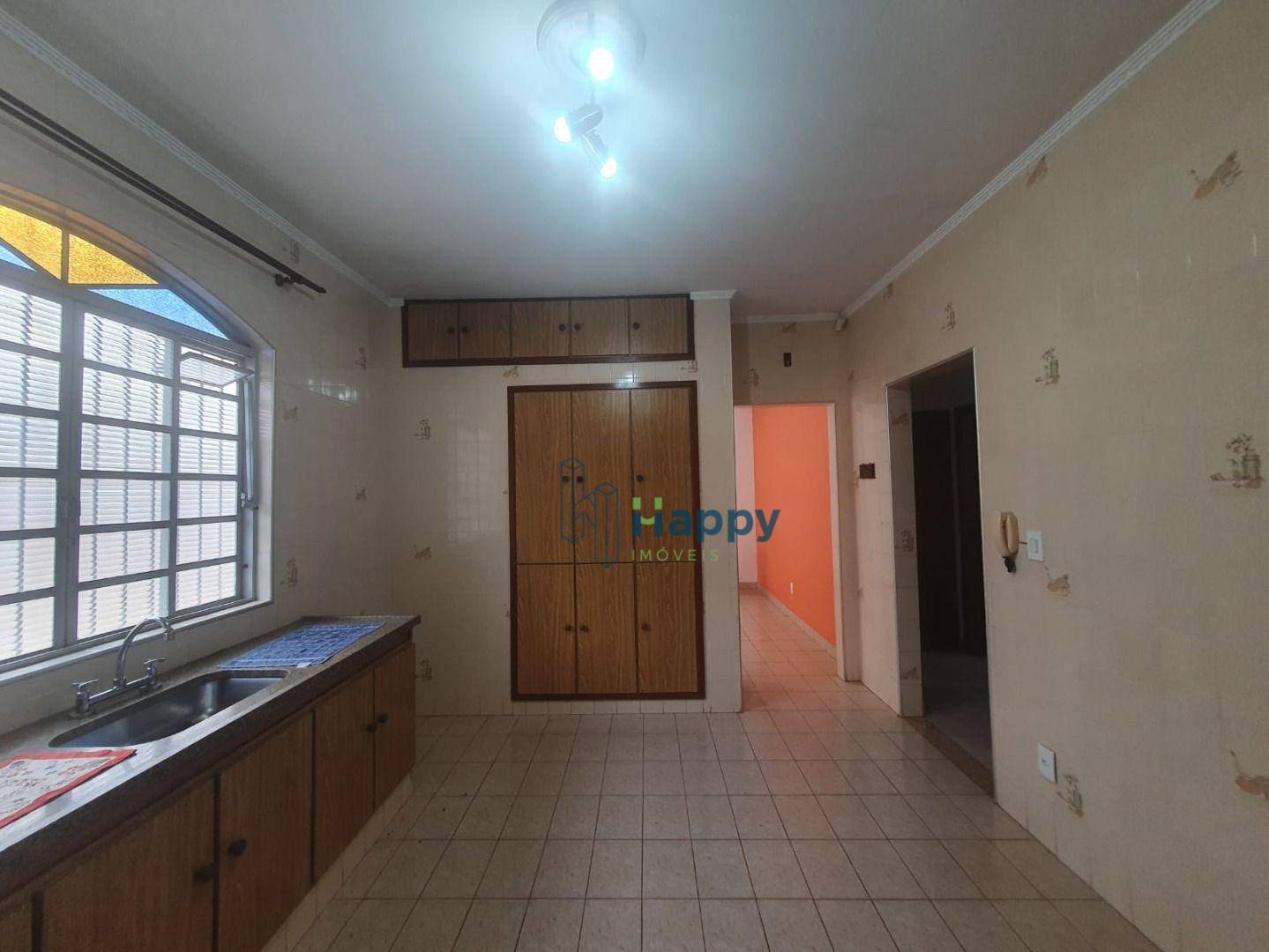 Casa à venda com 3 quartos, 169m² - Foto 6