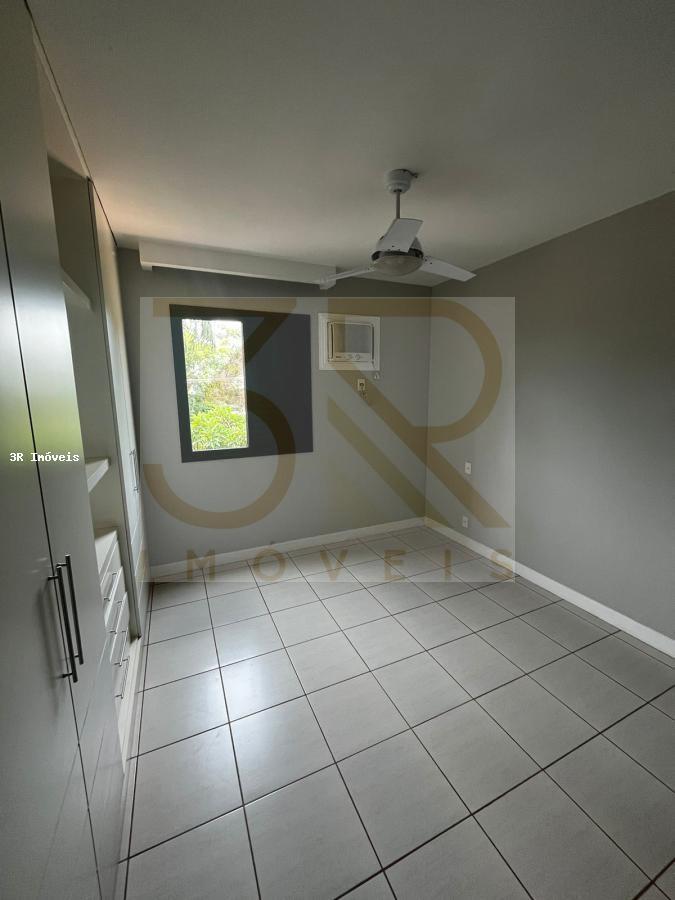 Apartamento para alugar com 3 quartos, 138m² - Foto 14