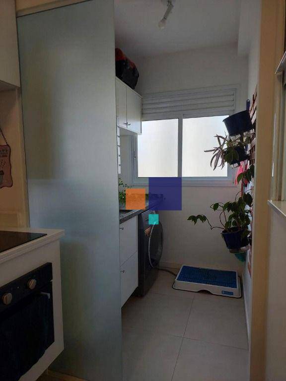 Apartamento à venda com 1 quarto, 58m² - Foto 12