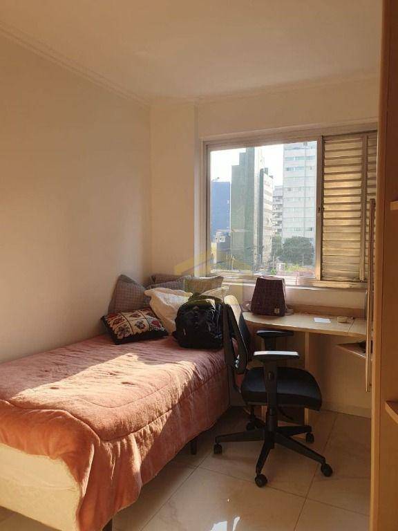 Apartamento à venda com 3 quartos, 110m² - Foto 11