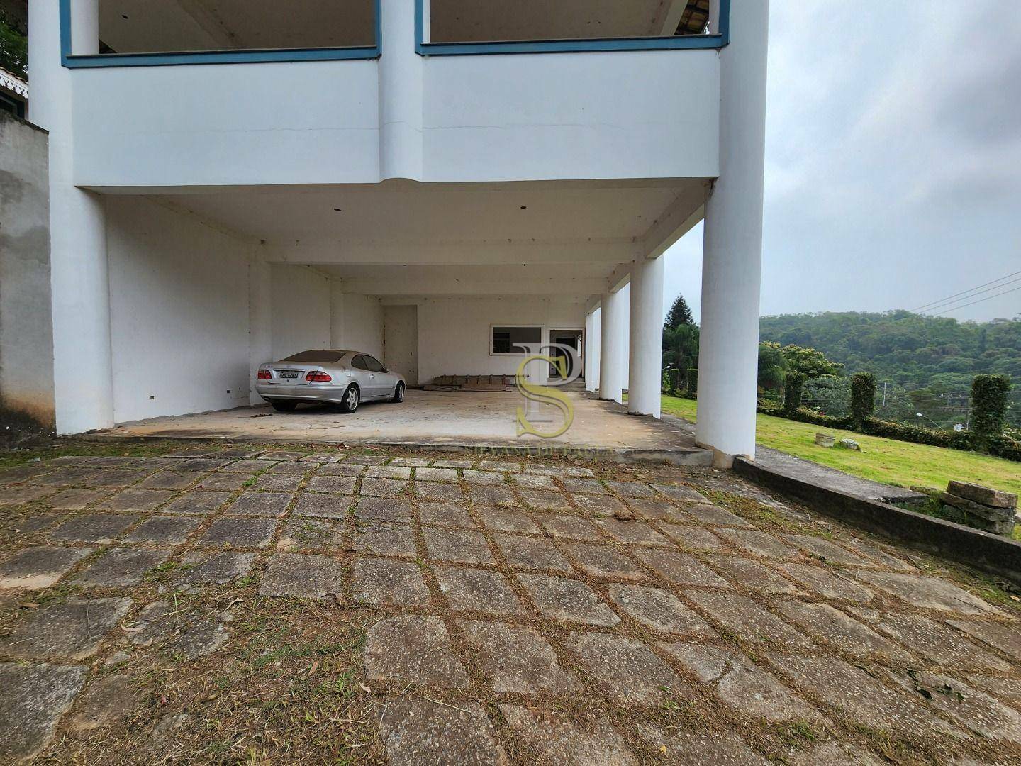 Casa de Condomínio à venda com 4 quartos, 350m² - Foto 5