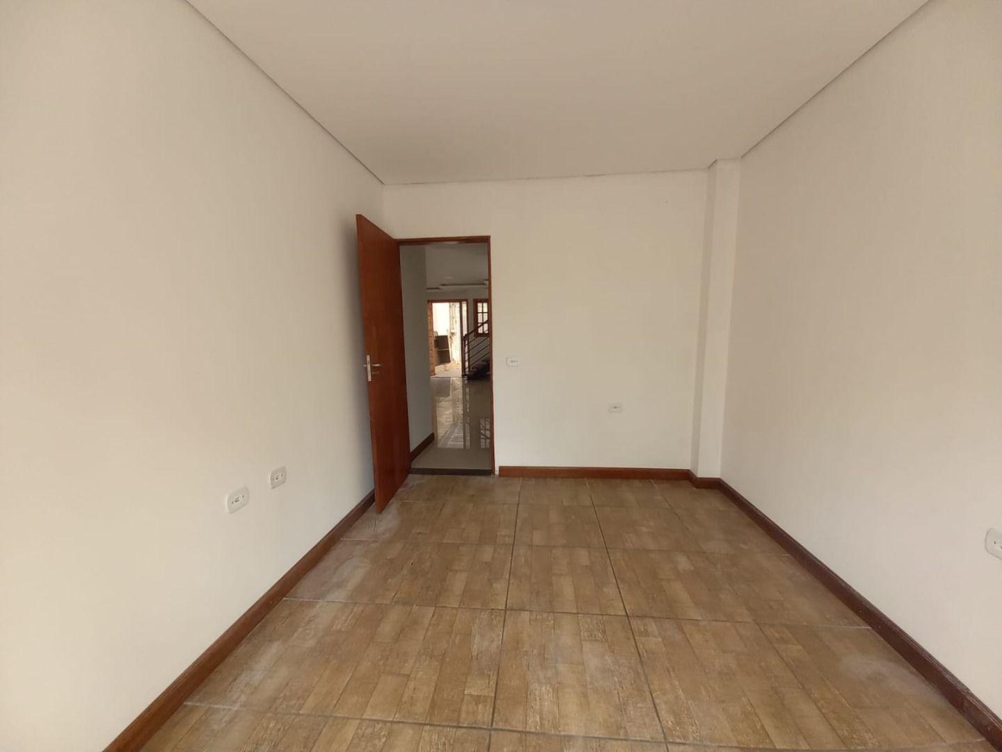Sobrado à venda com 3 quartos, 200m² - Foto 10