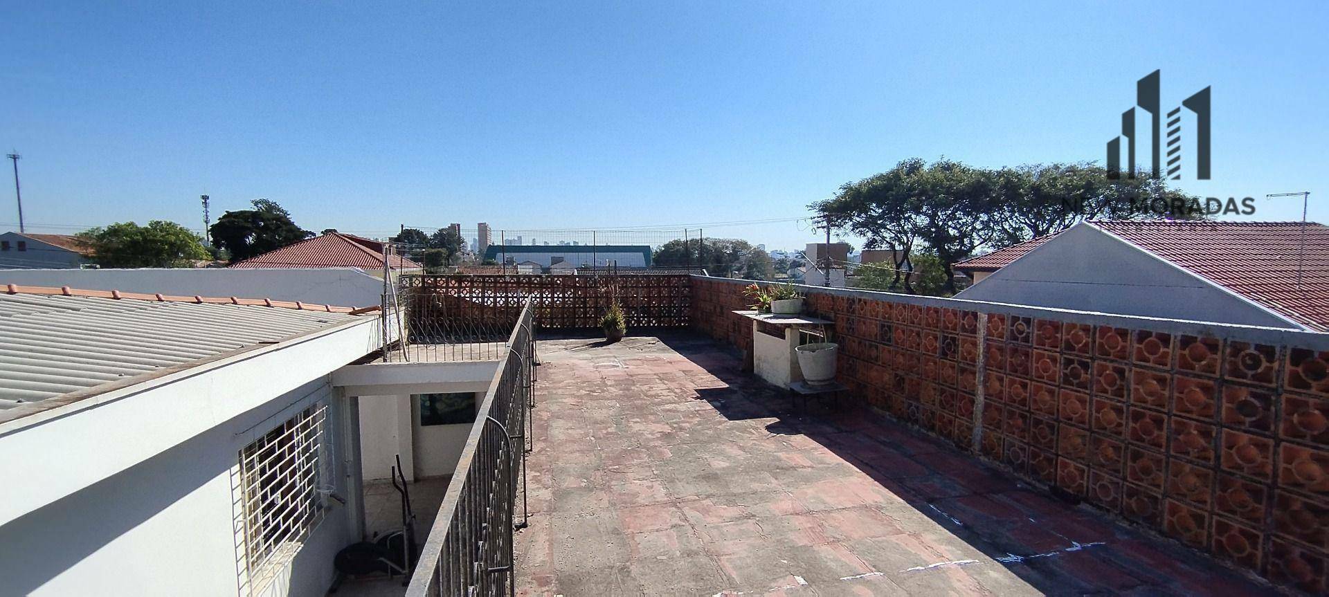 Casa à venda com 4 quartos, 200m² - Foto 37