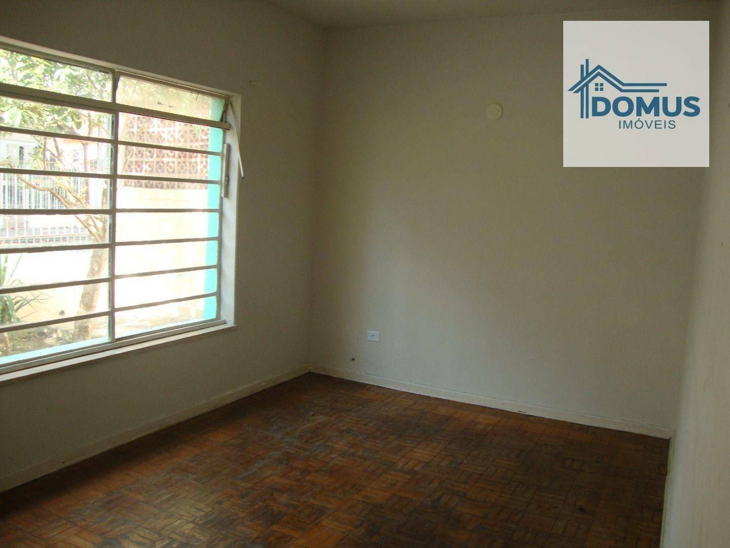 Casa à venda com 2 quartos, 101m² - Foto 4
