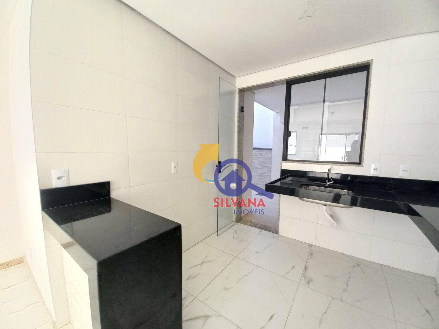 Apartamento à venda com 3 quartos, 81m² - Foto 2