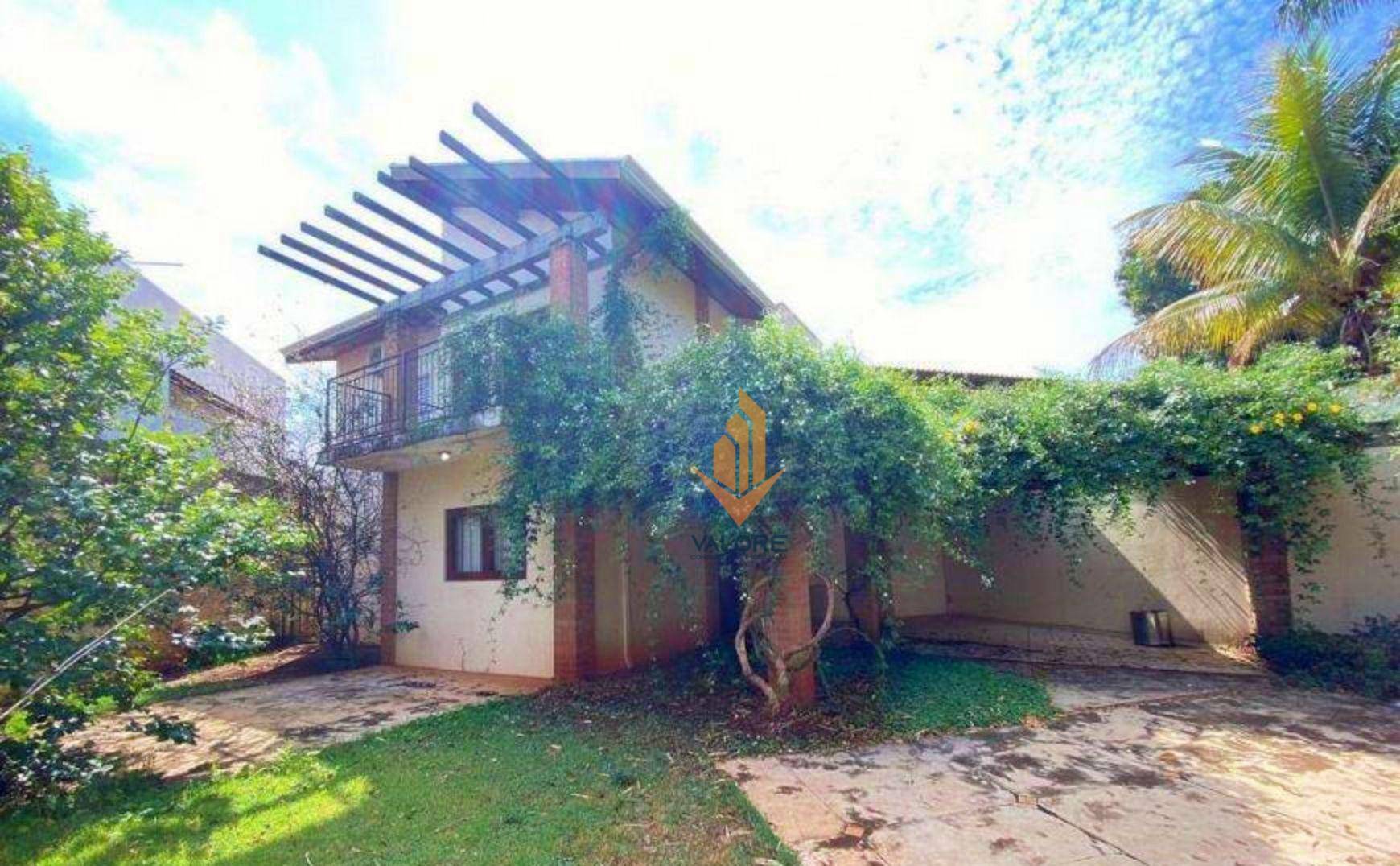 Casa à venda com 4 quartos, 217m² - Foto 3