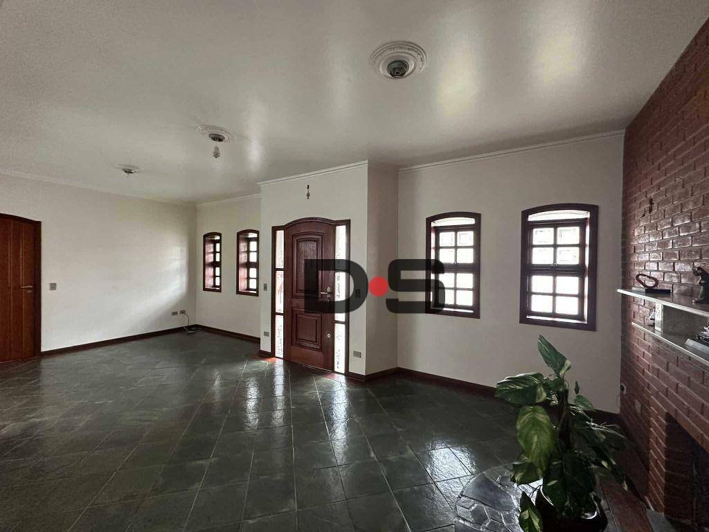 Sobrado à venda com 3 quartos, 254m² - Foto 3