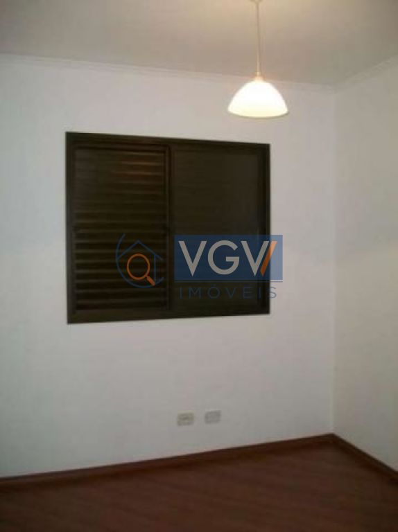 Apartamento para alugar com 3 quartos, 77m² - Foto 10