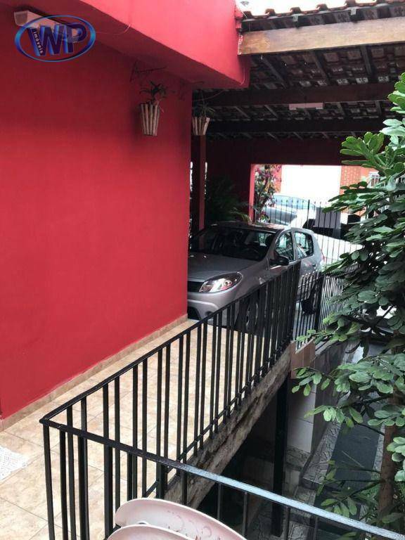 Casa à venda com 3 quartos, 229m² - Foto 19