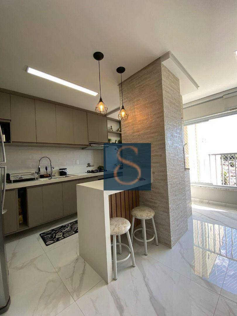 Apartamento à venda com 3 quartos, 75m² - Foto 17