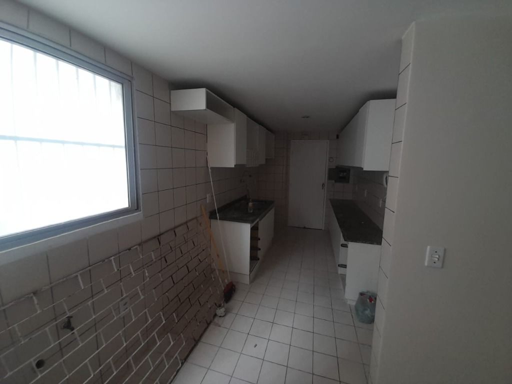 Apartamento para alugar com 3 quartos, 95m² - Foto 26