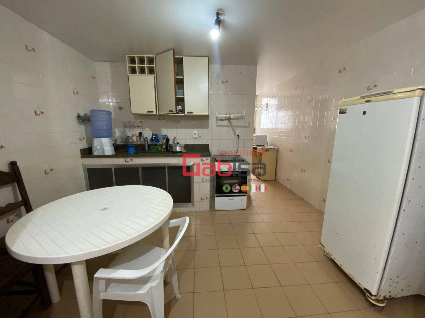 Apartamento à venda com 3 quartos, 111m² - Foto 4