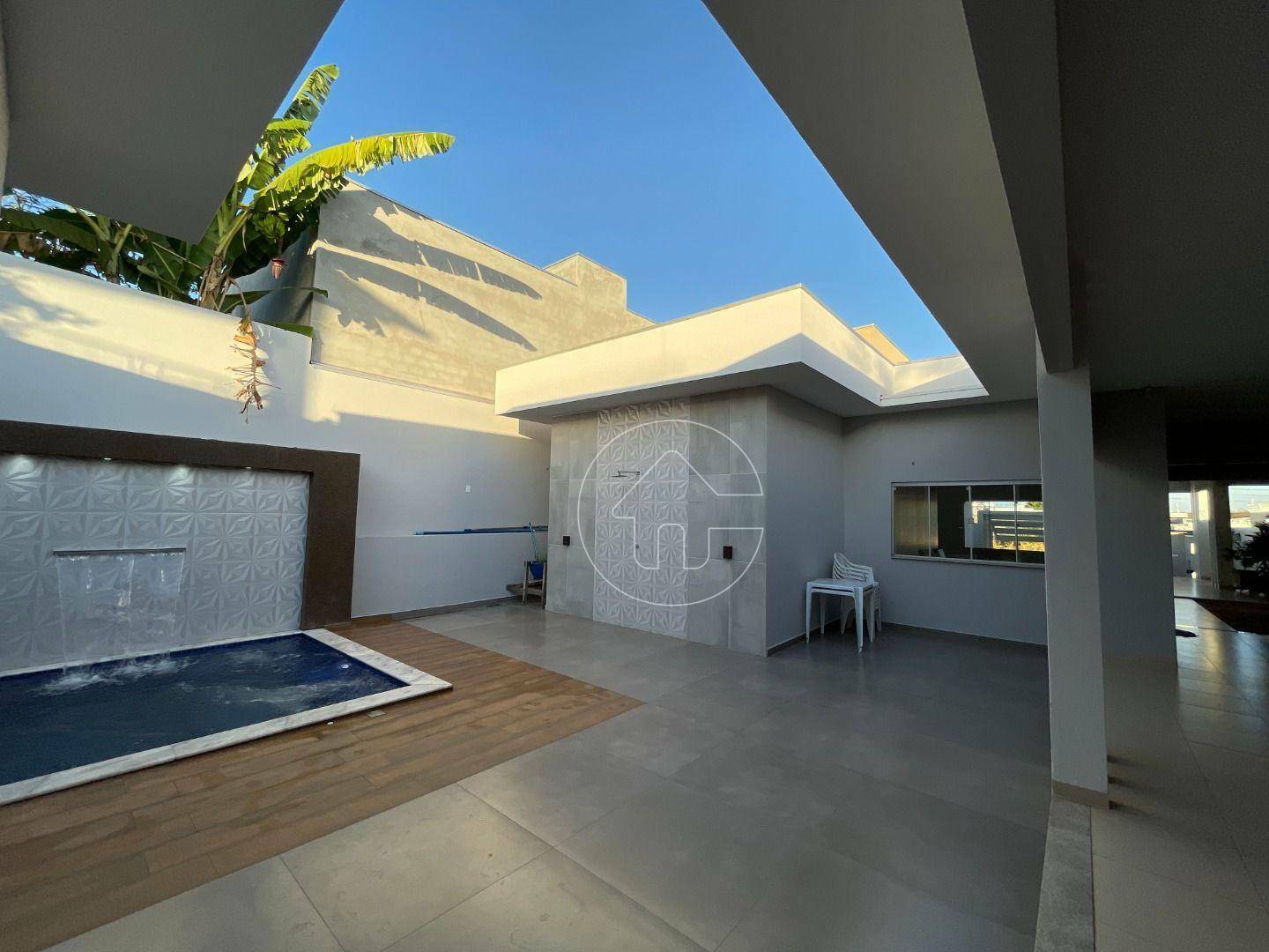 Casa à venda com 3 quartos, 305m² - Foto 3