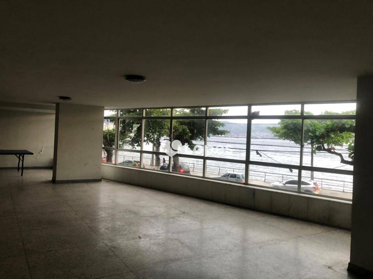 Apartamento à venda com 4 quartos, 238m² - Foto 14