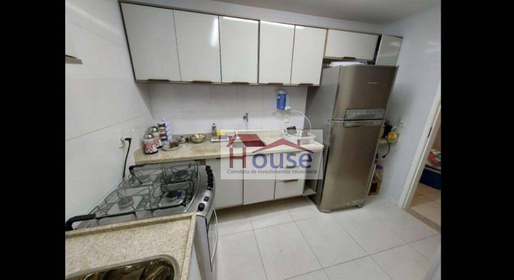 Apartamento à venda com 2 quartos, 60m² - Foto 11