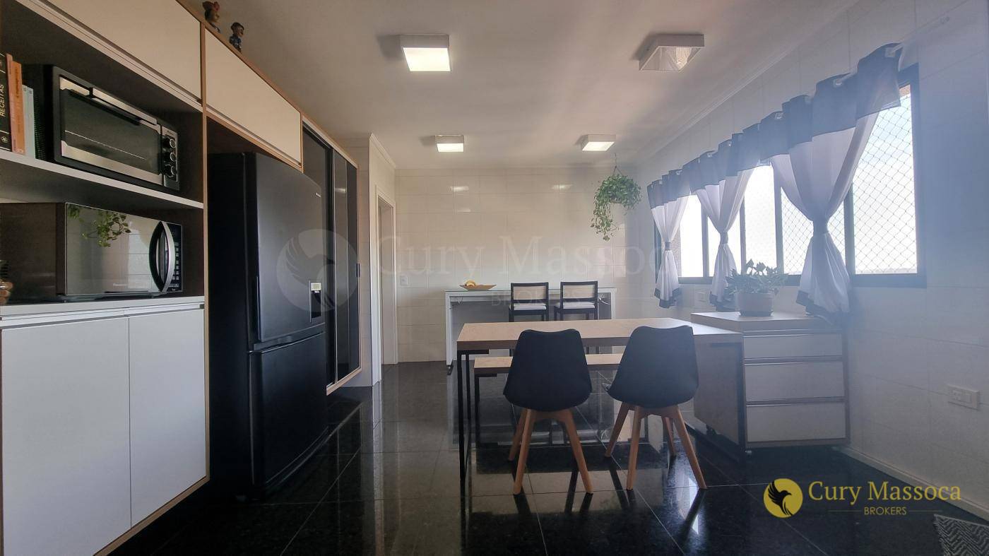 Apartamento à venda com 3 quartos, 247m² - Foto 23