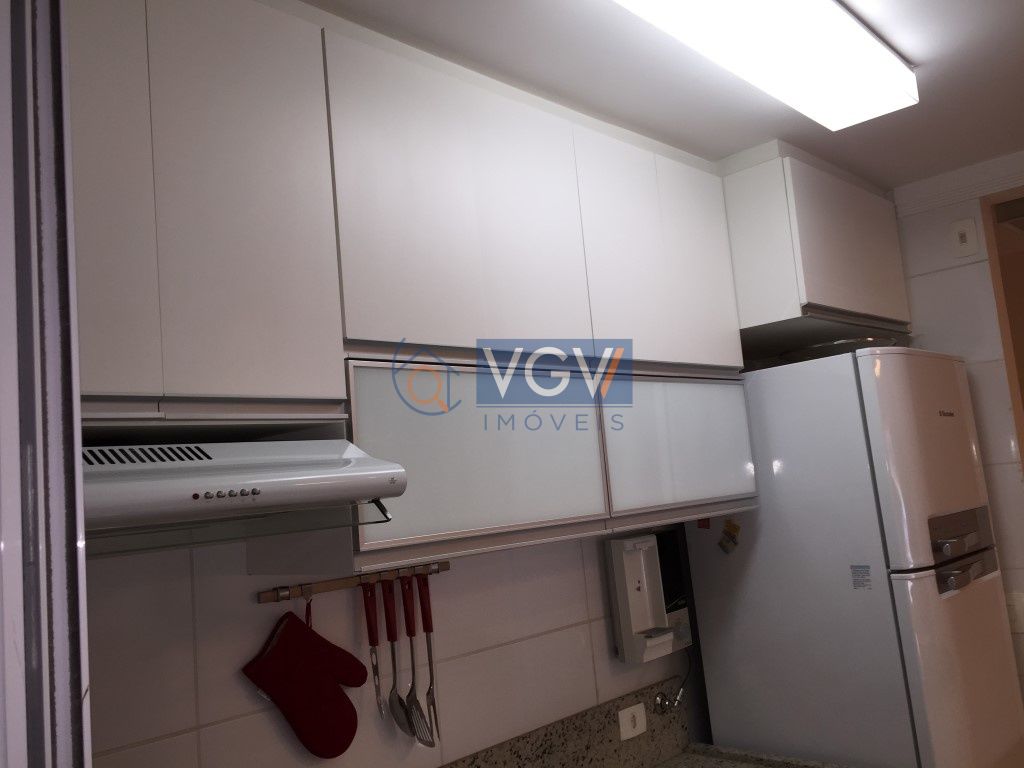 Apartamento à venda com 3 quartos, 69m² - Foto 13